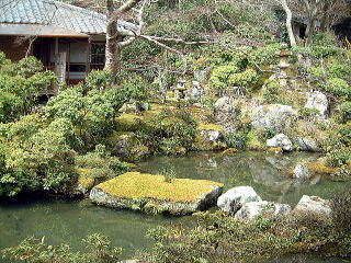 池泉回遊式庭園